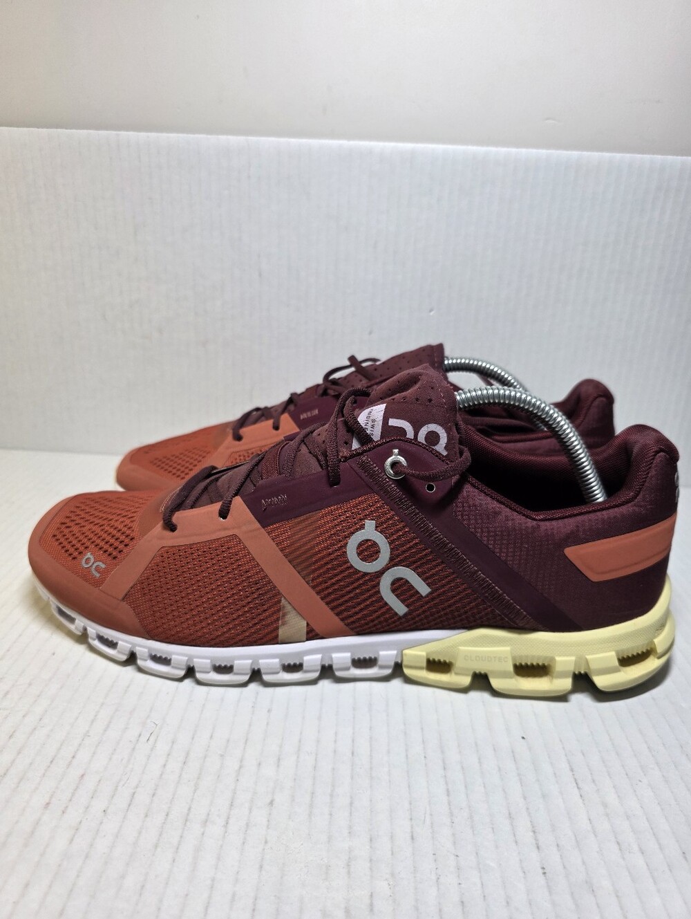 Mens On Cloudflow 2.0 Size 10 Rust Limelight Red Running Shoes Lightweight